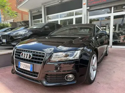 Käytetty Audi A5 Ambiente 170 HP (125 kW) 2010 Saphire Coupe - kaksiovinen