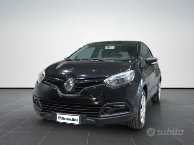 Usata Renault Captur Life 90 CV (66 kW) 2016 Nero SUV