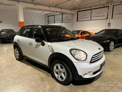 Usata Mini Cooper Countryman 122 CV (89 kW) 2014 Bianco SUV