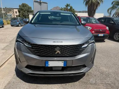 Usata Peugeot 3008 Crossway 131 CV (96 kW) 2021 Grigio SUV