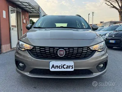 Usata Fiat Tipo Pop 120 CV (88 kW) 2016 Giallo Station wagon