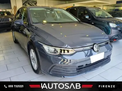 Usata VW Golf VIII Life 110 CV (80 kW) 2021 Grigio scuro Berlina