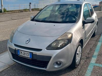 Usata Renault Clio IV 75 CV (55 kW) 2012 Utilitaria