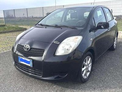 Usata Toyota Yaris Sol 87 CV (63 kW) 2006 Other Berlina