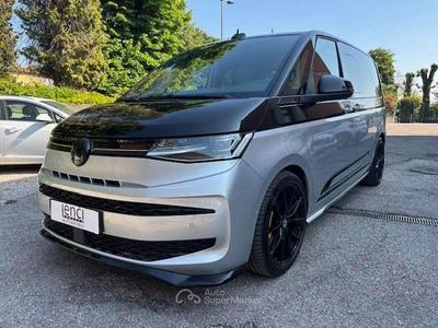 Begagnad VW Multivan Edition 150 HK (110 kW) 2024 Silver Minibuss
