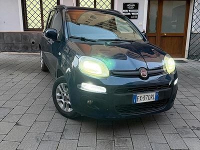 Usata Fiat Panda Lounge 69 CV (50 kW) 2019 Blu Berlina