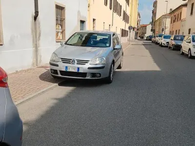 Usata VW Golf IV 102 CV (75 kW) 2006 Berlina