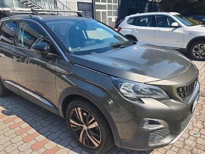 Usata Peugeot 3008 131 CV (96 kW) 2018 Verde SUV