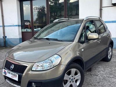 Usata Fiat Sedici Dynamic 107 CV (78 kW) 2007 Oro SUV