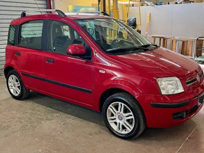 Usata Fiat Panda Emotion 75 CV (55 kW) 2011 Rosso Utilitaria