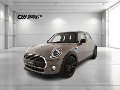Usata Mini Cooper D 116 CV (85 kW) 2018 Grigio Utilitaria