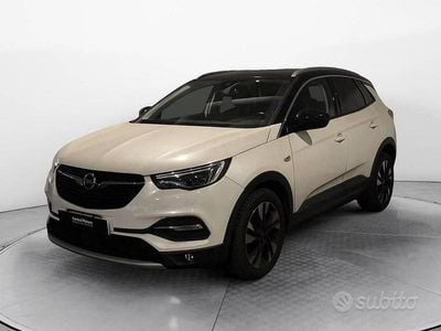 Usata Opel Grandland X S 120 CV (88 kW) 2017 Bianco perla SUV