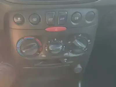 Usata Fiat Punto 60 CV (44 kW) 2003 Viola Utilitaria
