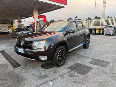 Usata Dacia Duster 110 CV (80 kW) 2017 Grigio SUV