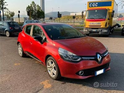 Usata Renault Clio IV 75 CV (55 kW) 2012 Rosso Utilitaria