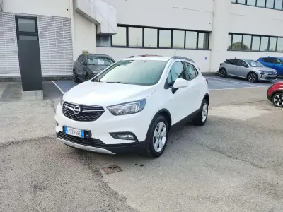 Usata Opel Mokka X 120 CV (88 kW) 2019 Bianco SUV
