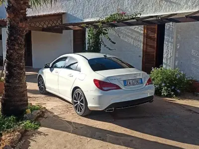 Usata Mercedes CLA200 136 CV (100 kW) 2014 Bianco Coupé