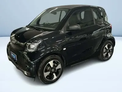 Usata Smart ForTwo Electric Drive Passion 41 kW (56 CV) 2023 Nero Coupé
