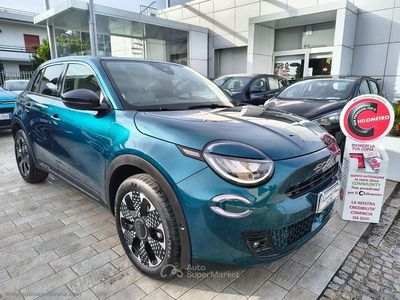 Blu Usata 2025 Fiat 600 La Prima SUV | 21.450 € (Buon prezzo)