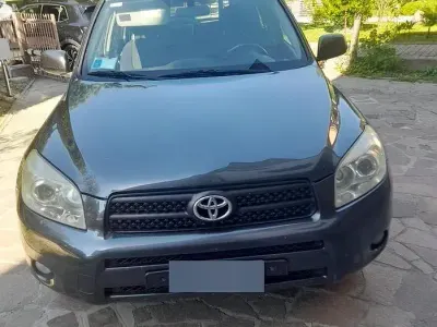 Usata Toyota RAV4 Luxury 136 CV (100 kW) 2008 Grigio SUV