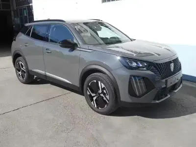 Nuova Peugeot 2008 Allure 145 CV (106 kW) 2025 Grigio SUV