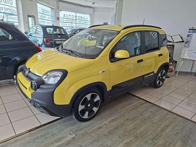 Usata Fiat Panda Cross Cross 69 CV (50 kW) 2024 Giallo Utilitaria