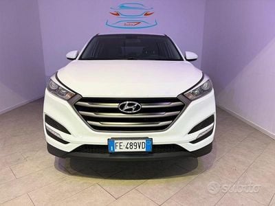 Second-hand Hyundai Tucson Comfort 132 CP (97 kW) 2016 Alb SUV