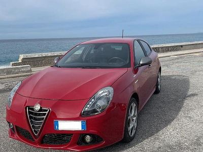 Usata Alfa Romeo Giulietta Sprint 120 CV (88 kW) 2015 Rosso Utilitaria