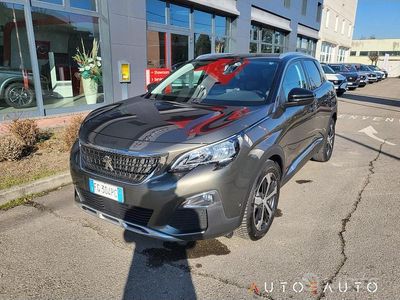 Usata Peugeot 3008 Allure 120 CV (88 kW) 2017 Verde SUV