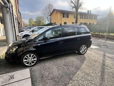Usata Opel Zafira Enjoy 120 CV (88 kW) 2006 Monovolume
