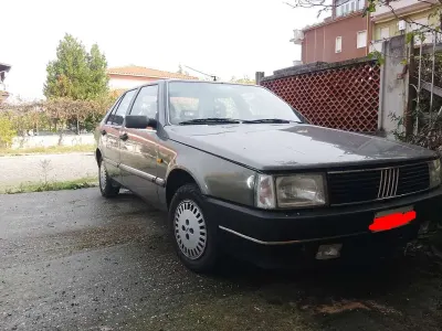 Usata Fiat Croma 90 CV (66 kW) 1986 Grigio Utilitaria
