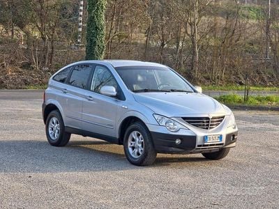 Usata SsangYong Actyon 141 CV (103 kW) 2010 Grigio Station wagon