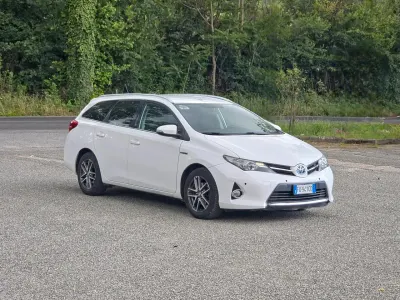 Usata Toyota Auris Touring Sports