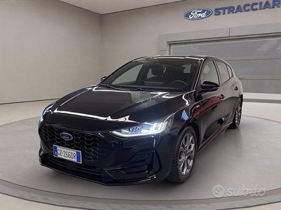 Nero metallizzato Usata 2025 Ford Focus ST-Line Berlina | 24.400 € (Buon prezzo)