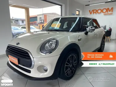 Begagnad Mini One D Hype 95 HK (69 kW) 2016 Halvkombi