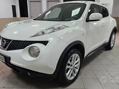 Usata Nissan Juke Tekna 110 CV (80 kW) 2011 Bianco SUV