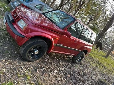 Usata Suzuki Vitara 1994 Rosso Station wagon