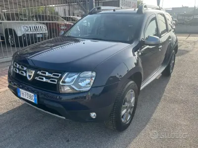Usata Dacia Duster Lauréate 109 CV (80 kW) 2017 Blu SUV