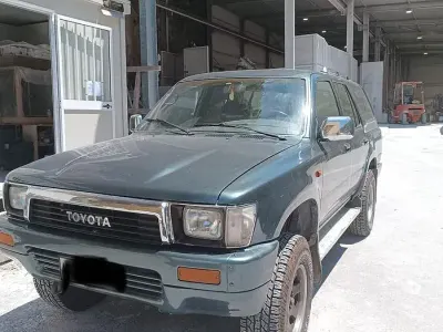Usata Toyota 4 Runner 90 CV (66 kW) 1991 Verde SUV