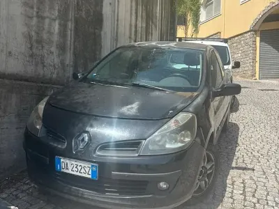 Usata Renault Clio II 85 CV (62 kW) 2006 Berlina