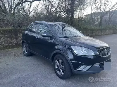 Usata SsangYong Korando 175 CV (128 kW) 2014 Nero SUV