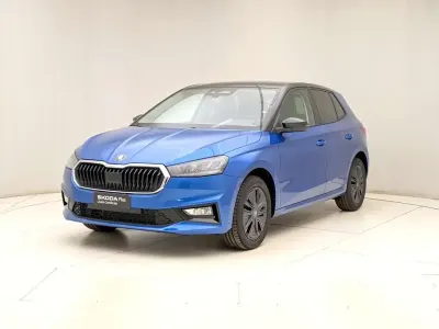 Nuova Skoda Fabia 95 CV (69 kW) 2026 Blu race metallizzato nero tul Utilitaria