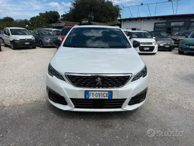 Usata Peugeot 308 GT-line 131 CV (96 kW) 2019 Bianco Station wagon