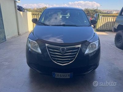 Usata Lancia Ypsilon 95 CV (69 kW) 2013 Utilitaria
