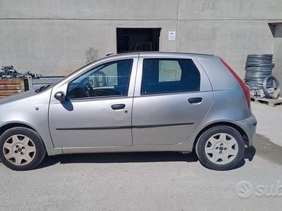 Usata Fiat Punto 2004 Grigio Utilitaria