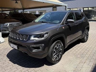 Usata Jeep Compass Trailhawk 170 CV (125 kW) 2018 Grigio / metallizzato SUV