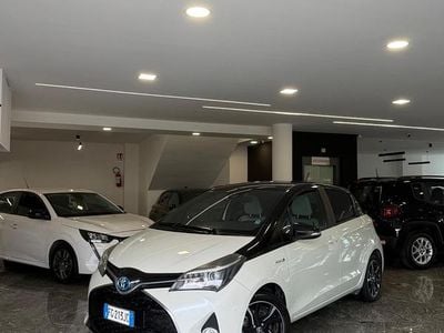 Usata Toyota Yaris Hybrid Edition 73 CV (53 kW) 2017 Bianco Berlina