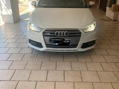 Usata Audi A1 90 CV (66 kW) 2015 Bianco Utilitaria