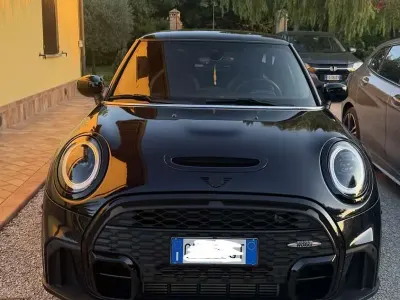Usata Mini John Cooper Works 178 CV (130 kW) 2021 Utilitaria
