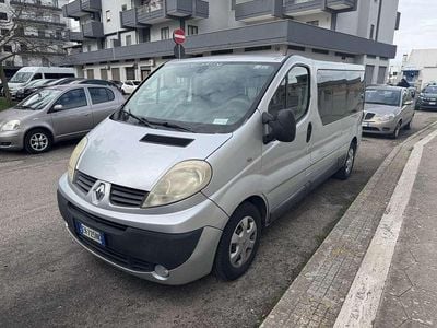 Begagnad Renault Trafic 114 HK (83 kW) 2014 Minibuss